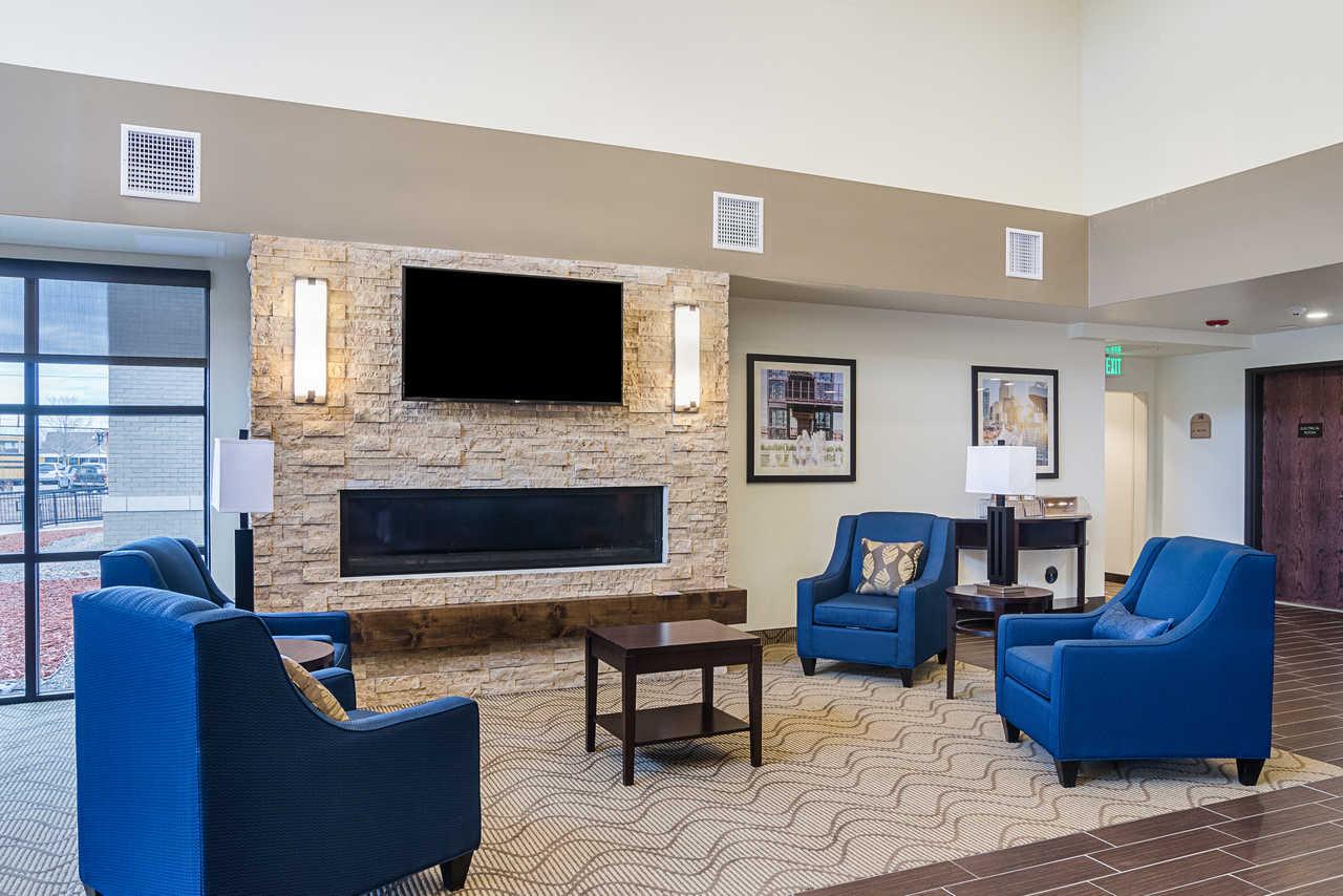 Comfort Suites Near Denver Downtown מראה חיצוני תמונה