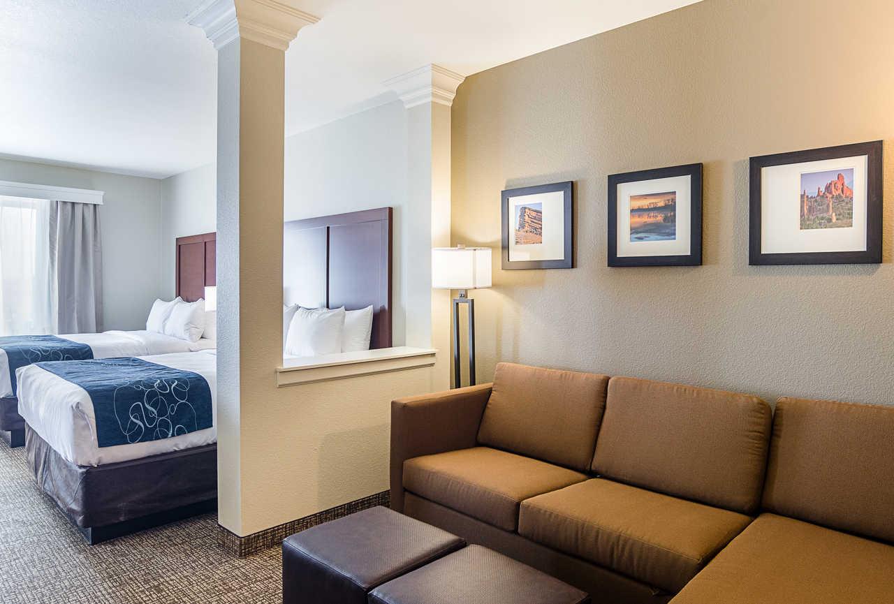 Comfort Suites Near Denver Downtown מראה חיצוני תמונה