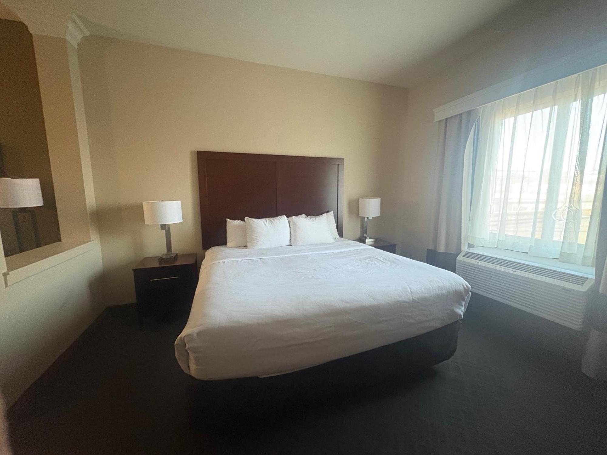 Comfort Suites Near Denver Downtown מראה חיצוני תמונה